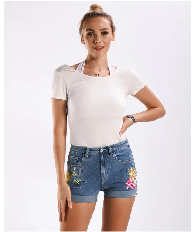 Women’s Trendy Tops Flower Embroidery Roll Cuff Denim Shorts