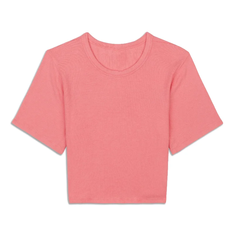 Women’s Work Clothes Online Hold Tight Straight-Hem Cropped T-Shirt - Resale