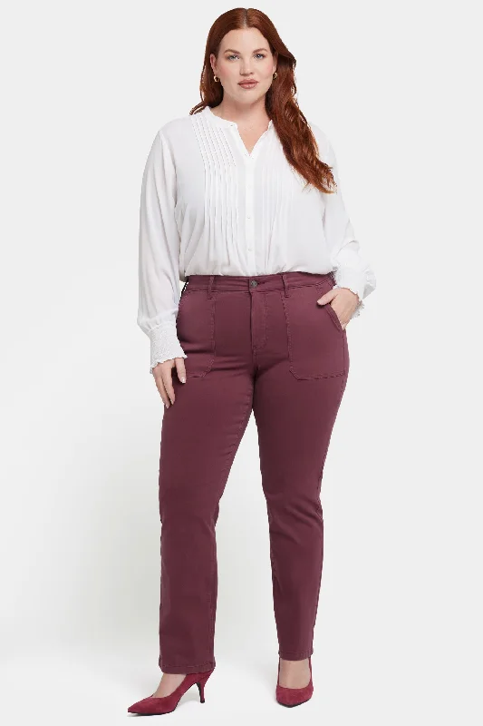 Marilyn Straight Jeans In Plus Size - Dark Cherry