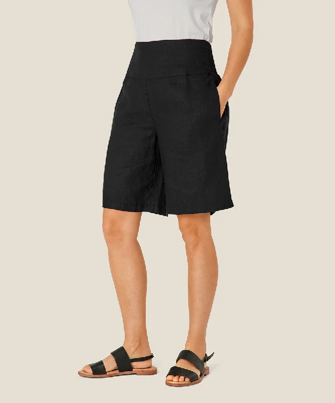 Pinja Shorts