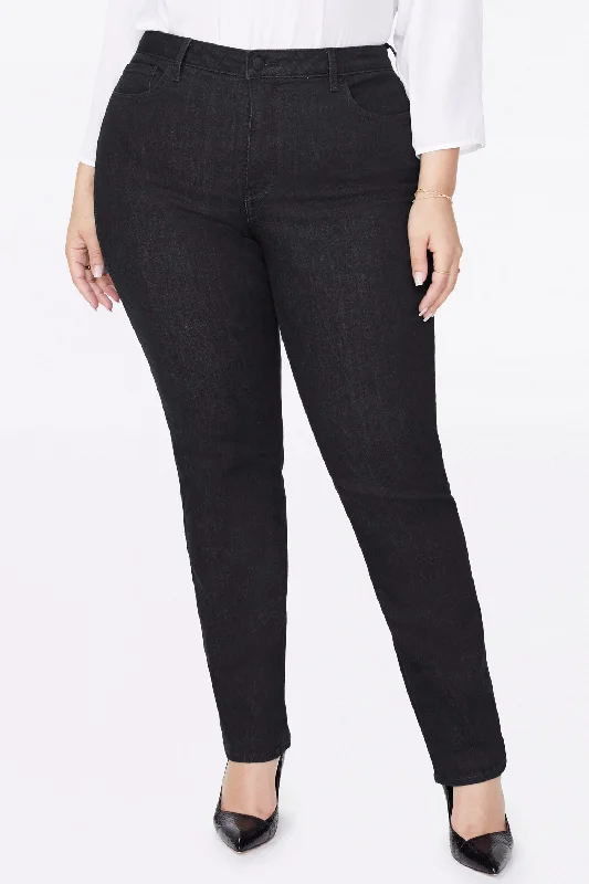 Sheri Slim Jeans In Plus Size - Black